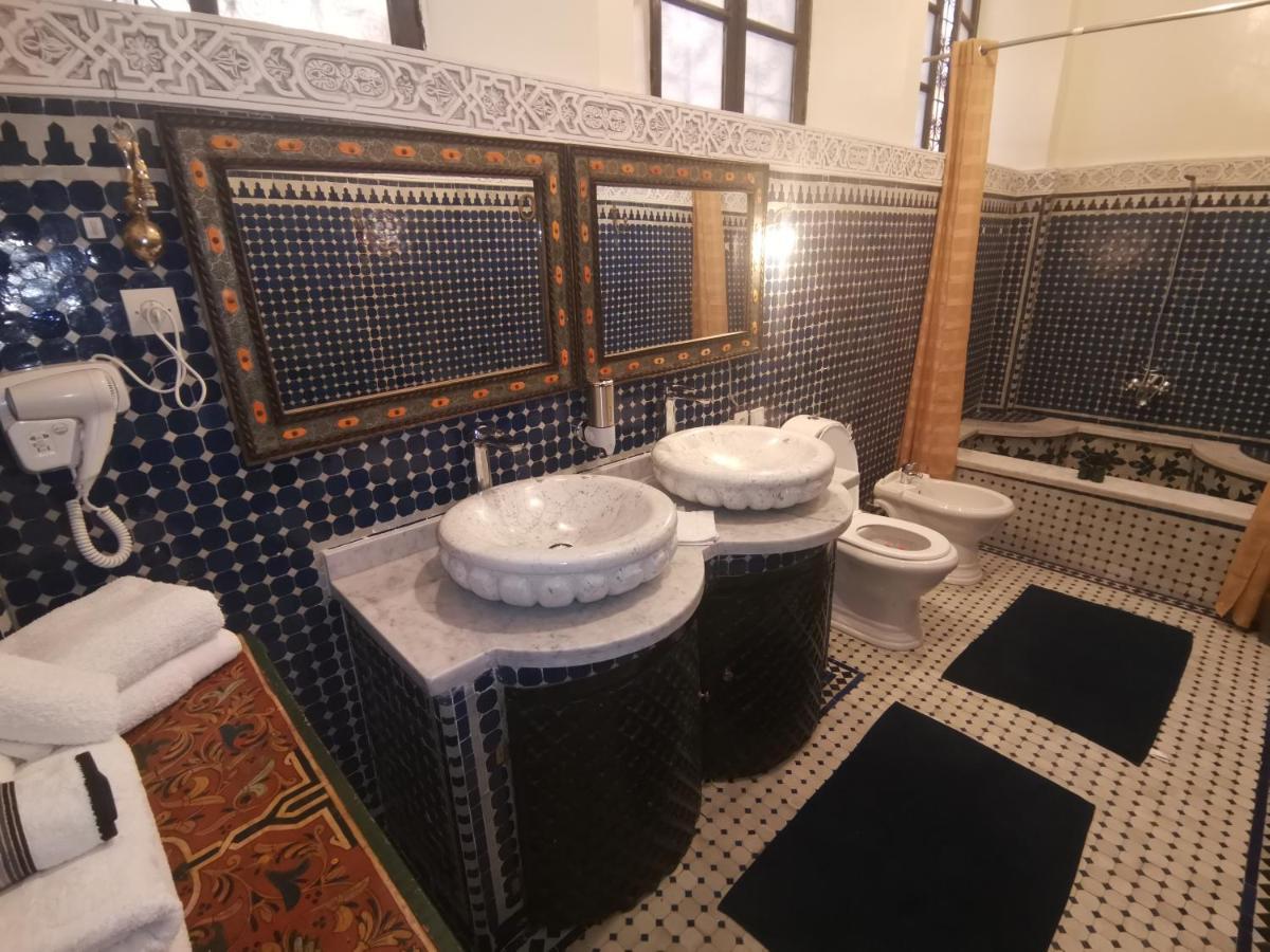 Dar Ben Daoud Avec Piscine Et Terrasse Privee Apartman Fez Kültér fotó